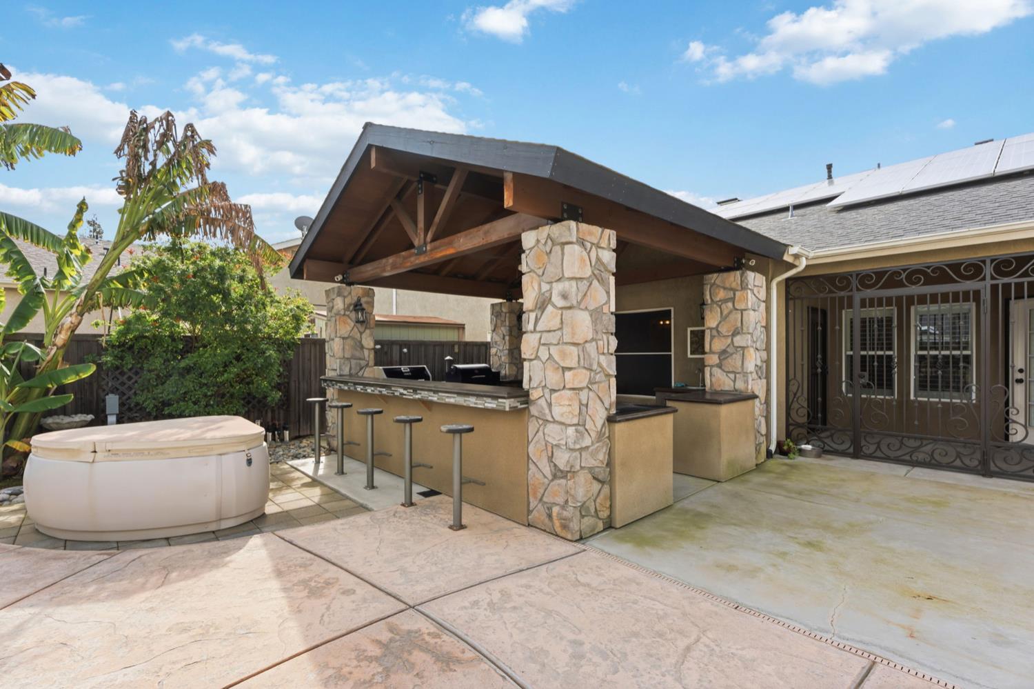 1929 N Harvard Ave, Clovis, CA 93619