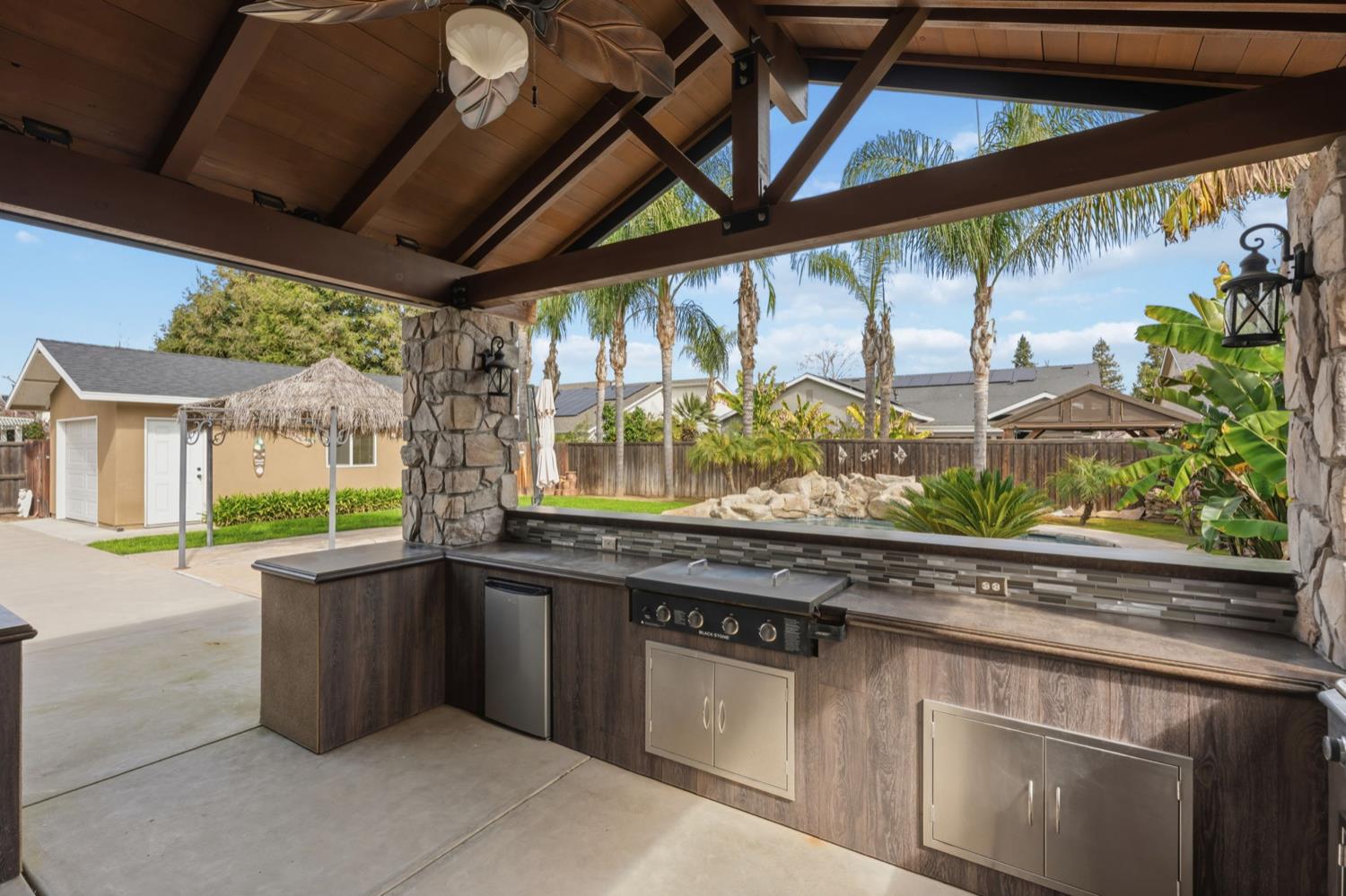 1929 N Harvard Ave, Clovis, CA 93619