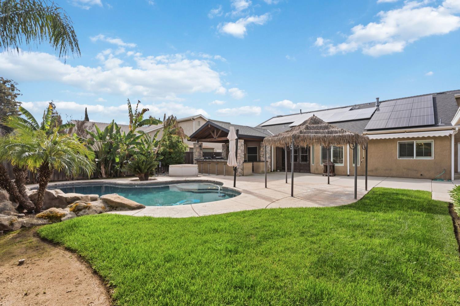 1929 N Harvard Ave, Clovis, CA 93619