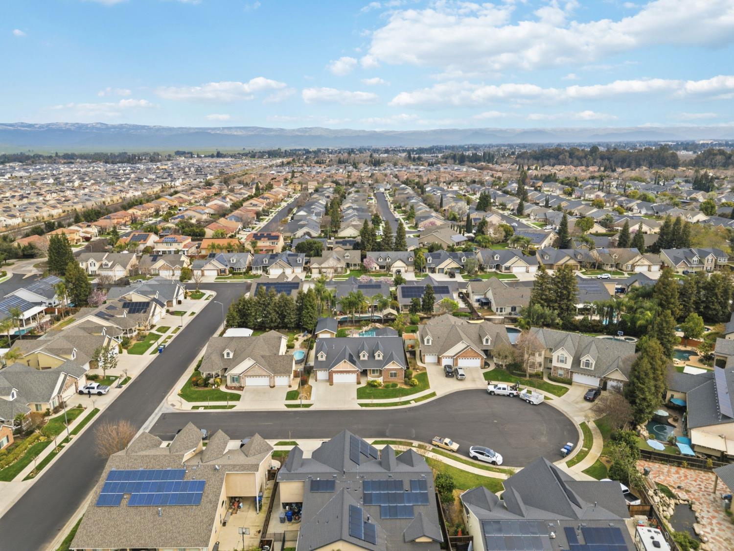 1929 N Harvard Ave, Clovis, CA 93619