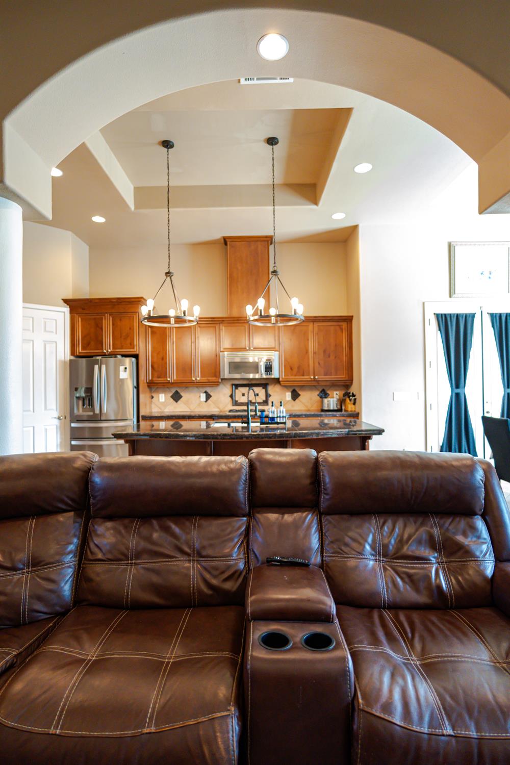 2506 Swift Ave, Clovis, CA 93611