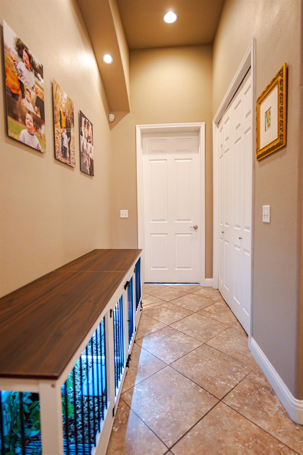 2506 Swift Ave, Clovis, CA 93611