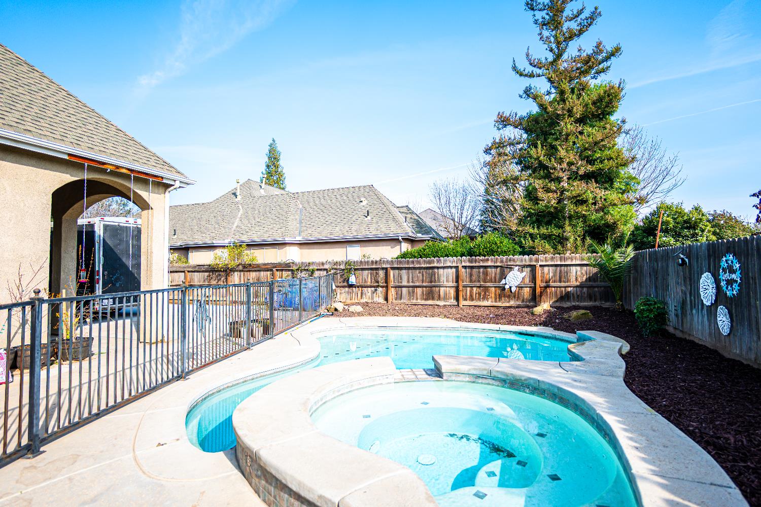 2506 Swift Ave, Clovis, CA 93611