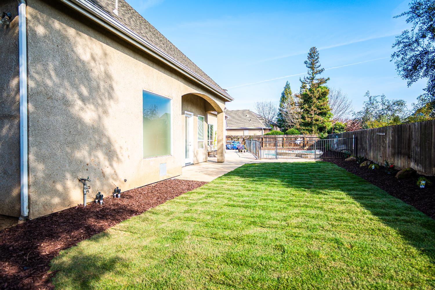 2506 Swift Ave, Clovis, CA 93611