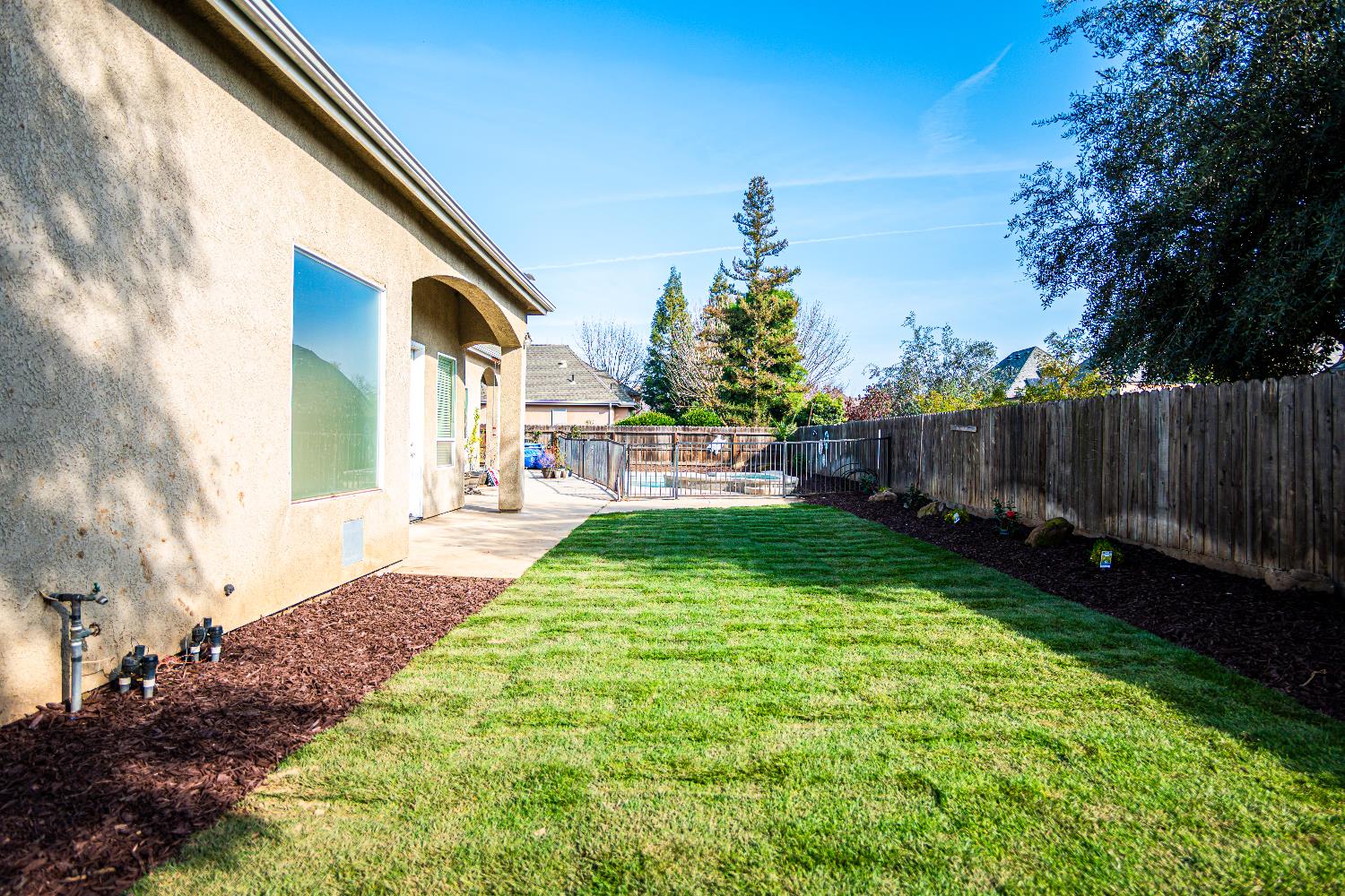 2506 Swift Ave, Clovis, CA 93611