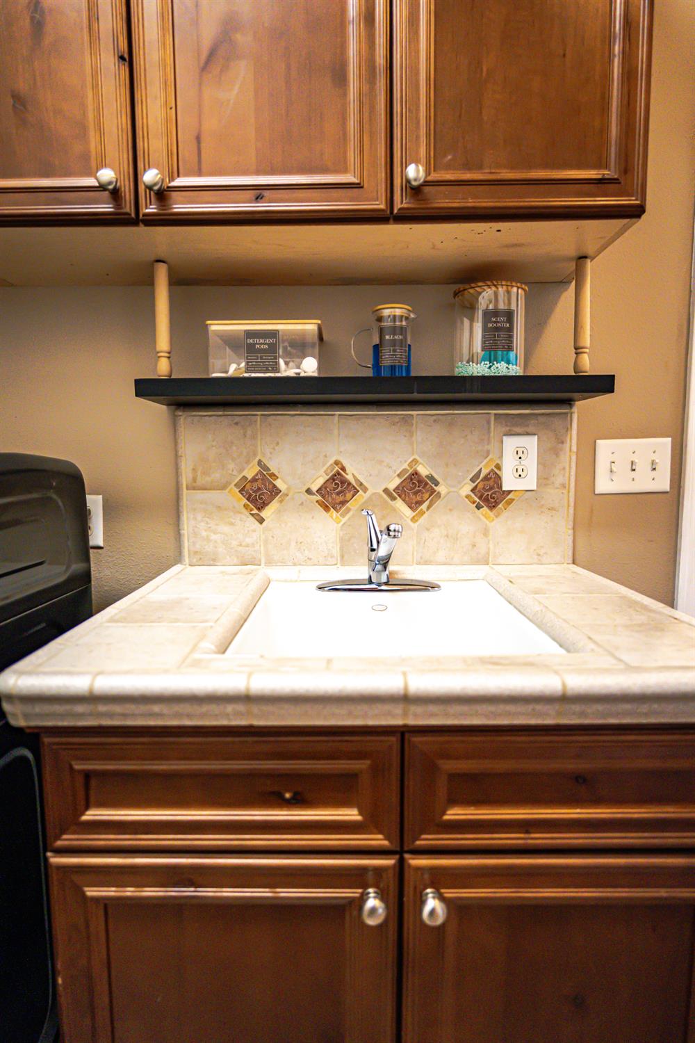 2506 Swift Ave, Clovis, CA 93611