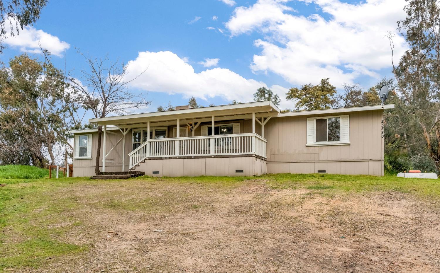 23380 Granite Creek Ln, Clovis, CA 93619