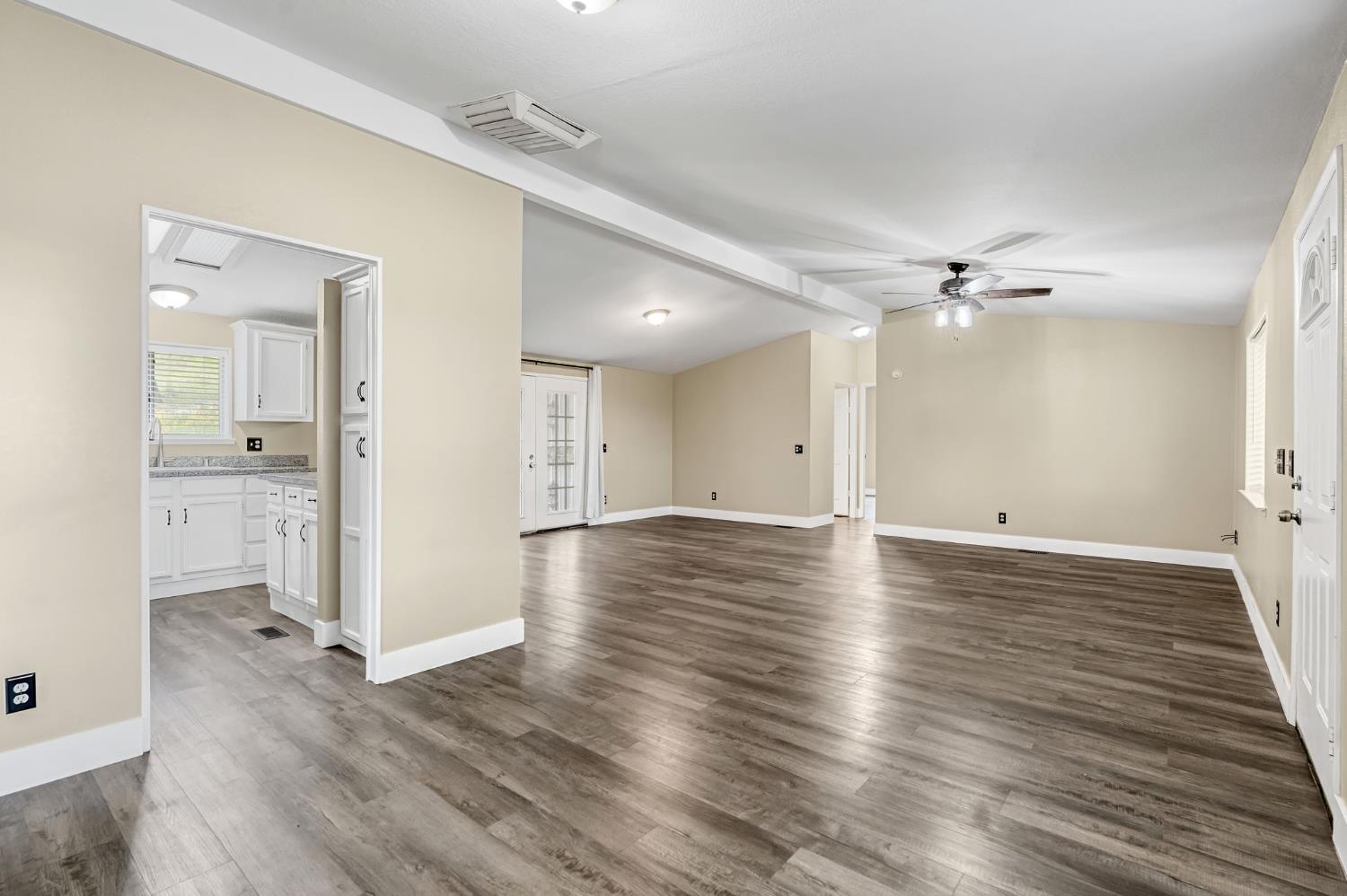 23380 Granite Creek Ln, Clovis, CA 93619