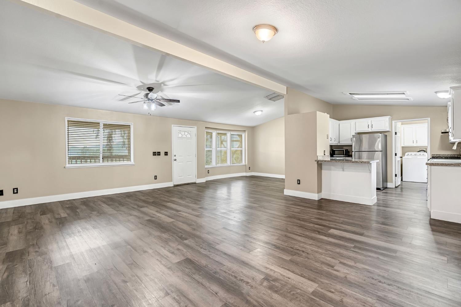 23380 Granite Creek Ln, Clovis, CA 93619