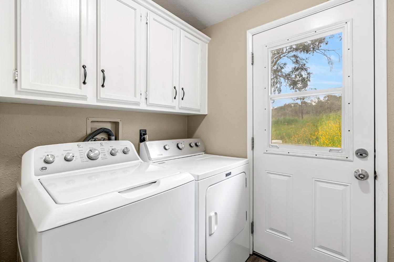 23380 Granite Creek Ln, Clovis, CA 93619