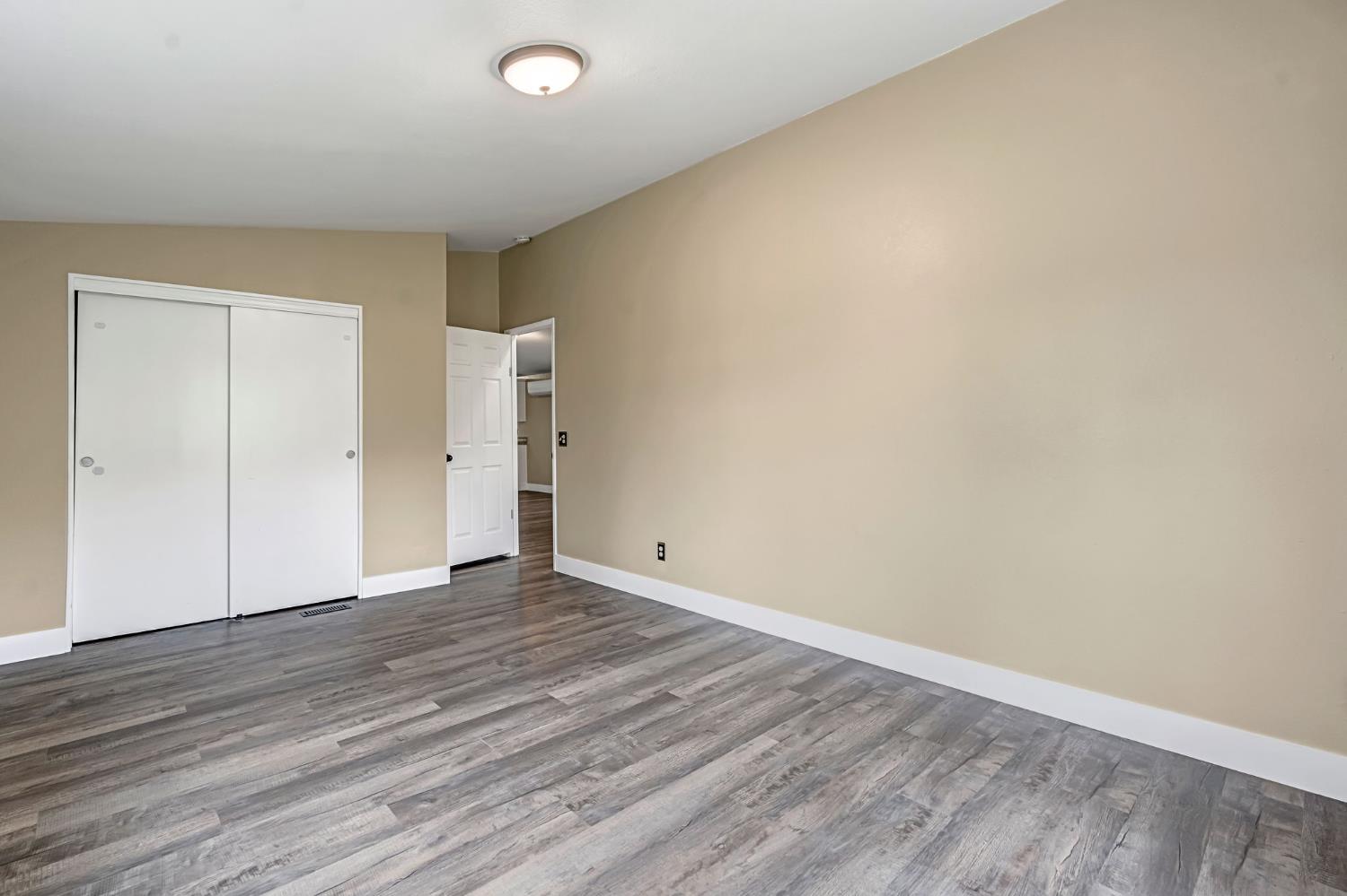 23380 Granite Creek Ln, Clovis, CA 93619