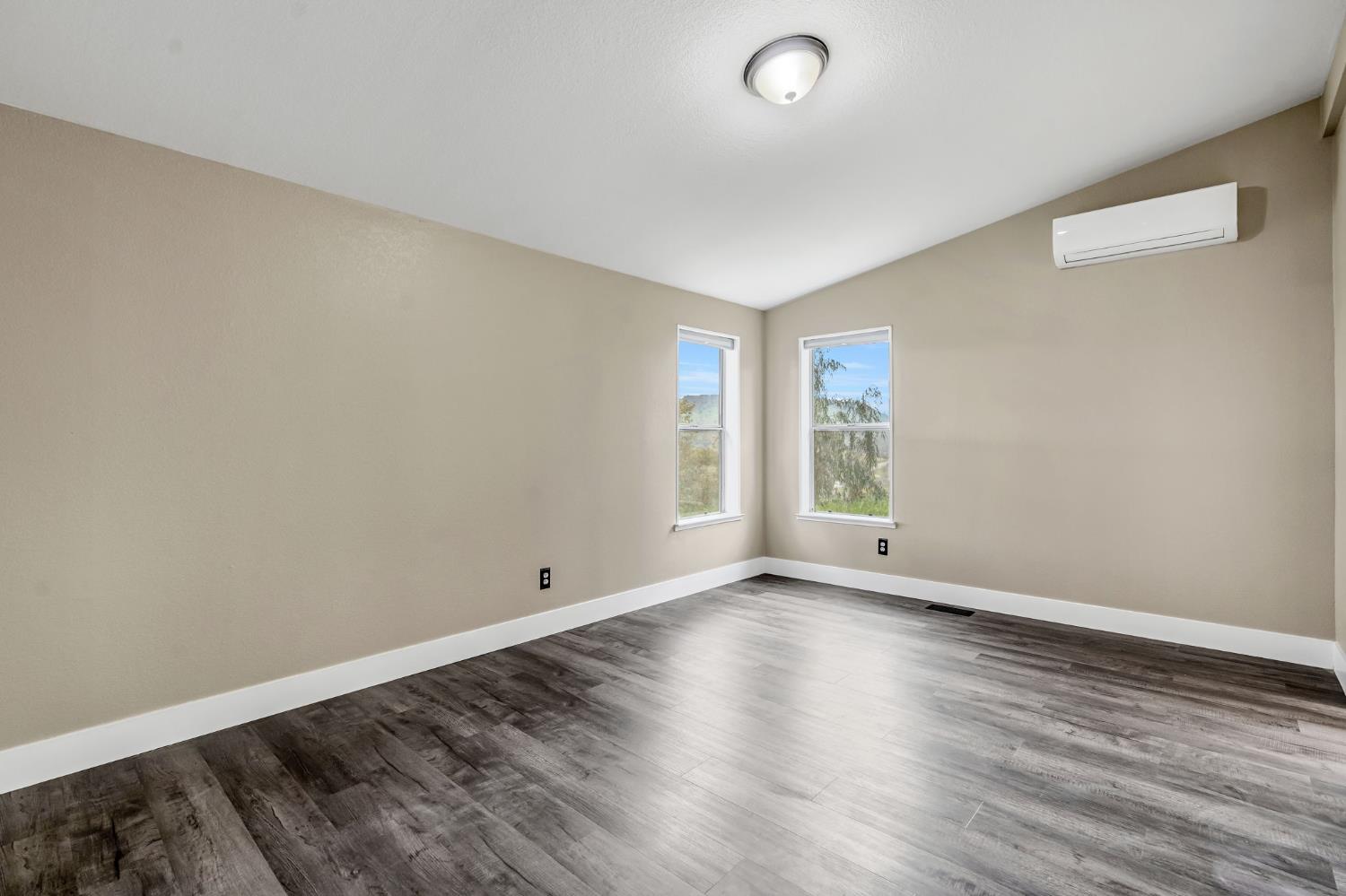 23380 Granite Creek Ln, Clovis, CA 93619