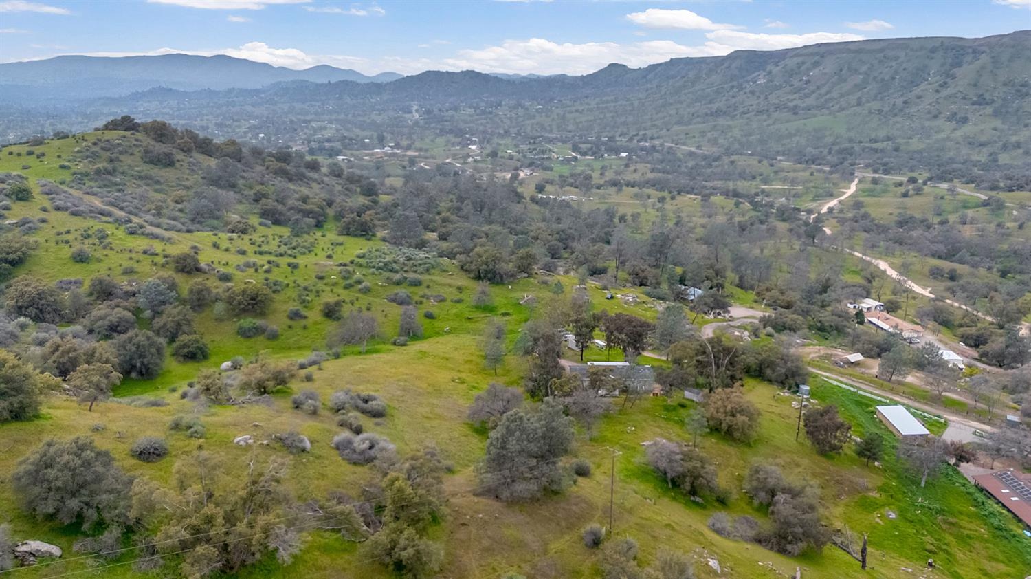 23380 Granite Creek Ln, Clovis, CA 93619