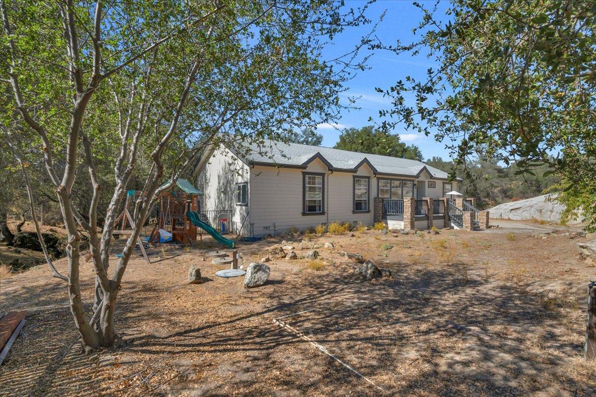 41391 Long Hollow Ln, Coarsegold, CA 93614