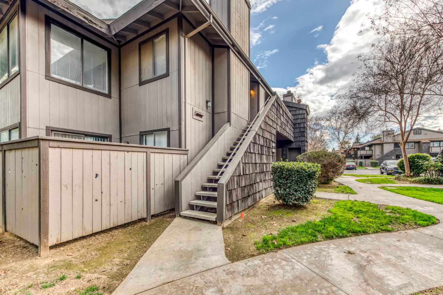 4860 E Lane Ave #230, Fresno, CA 93727