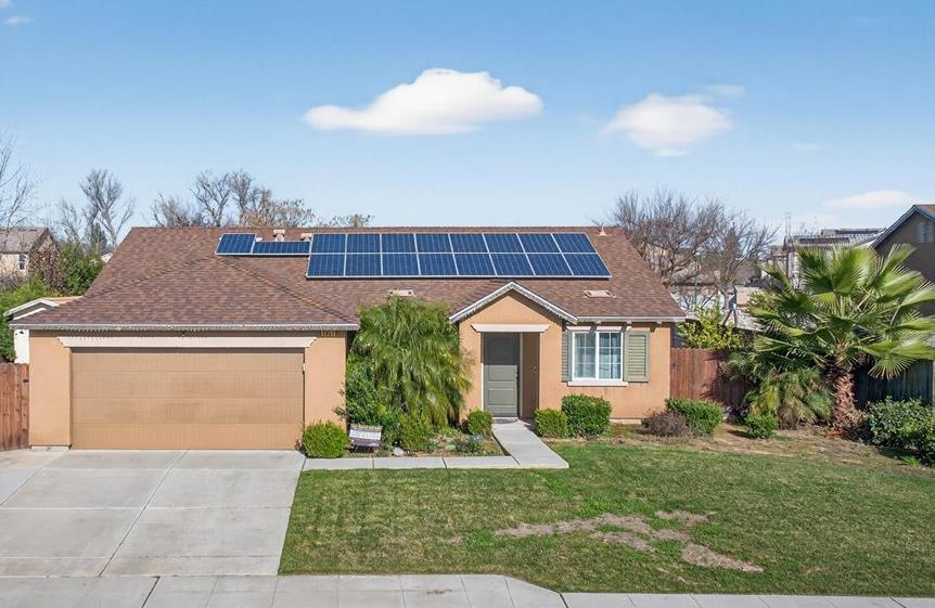 5861 E Platt Ave, Fresno, CA 93727