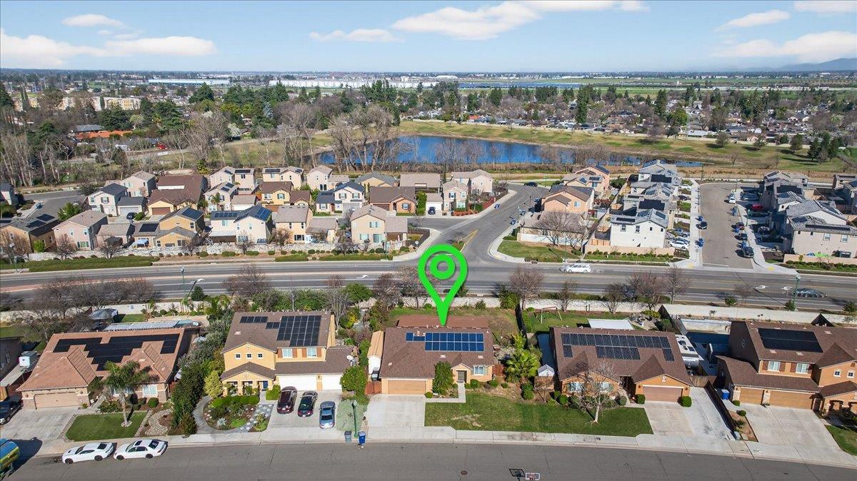 5861 E Platt Ave, Fresno, CA 93727