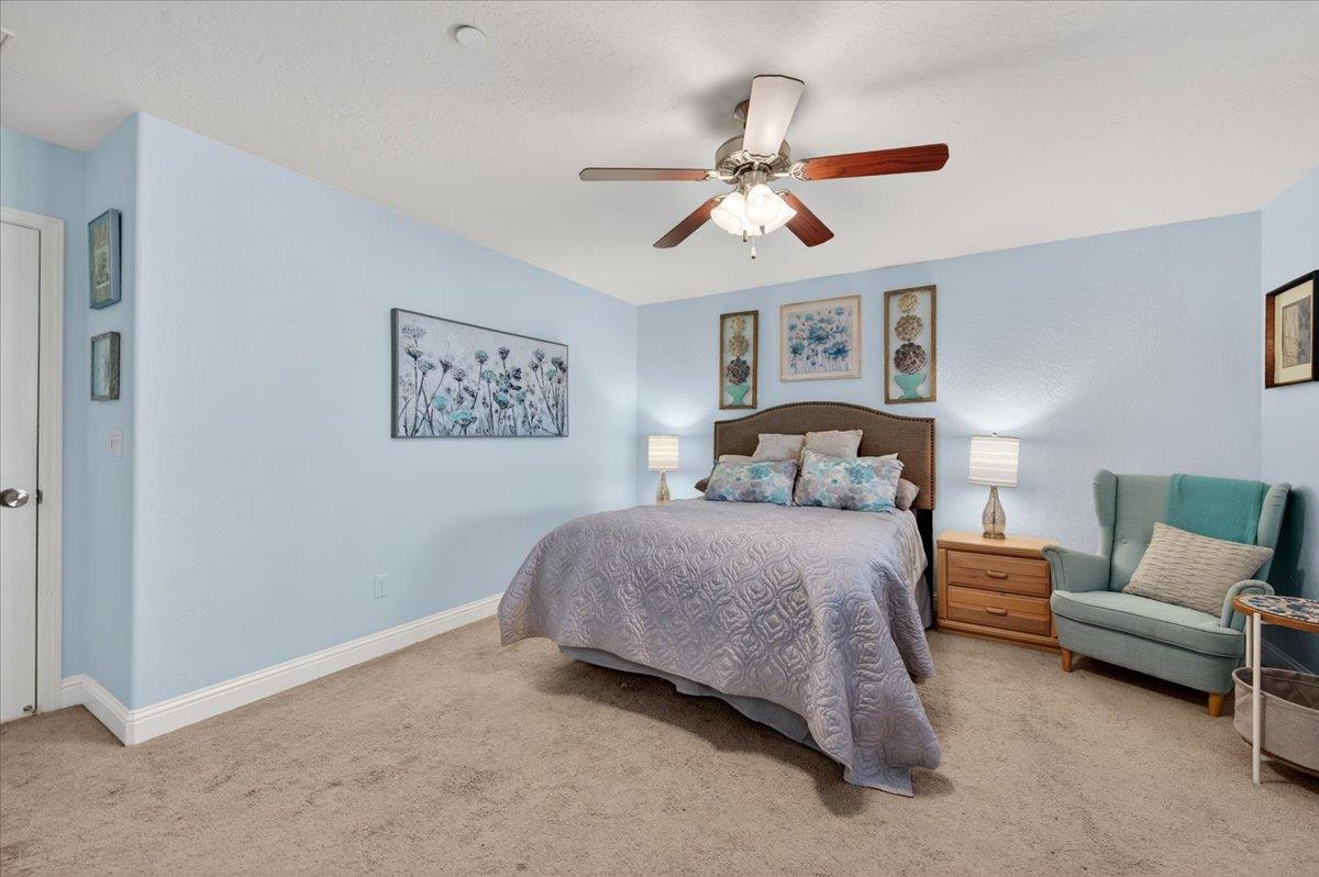 5861 E Platt Ave, Fresno, CA 93727