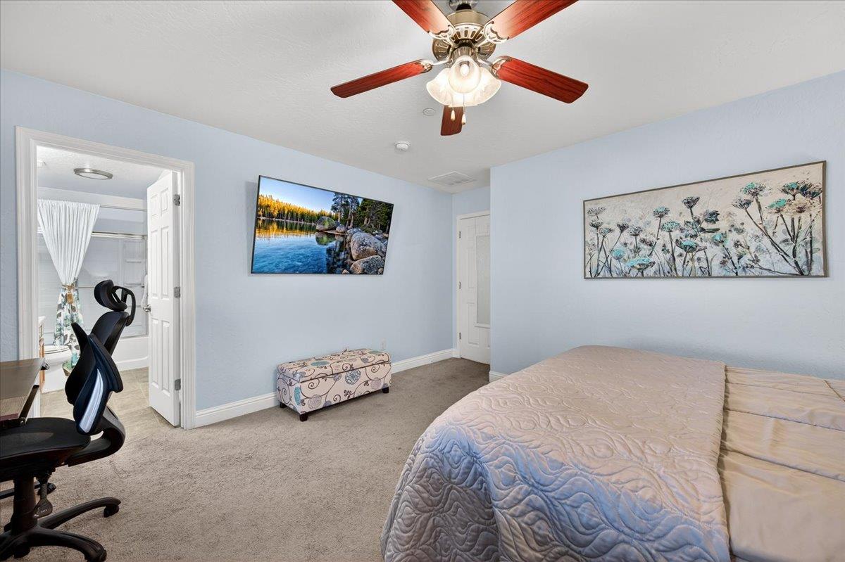 5861 E Platt Ave, Fresno, CA 93727