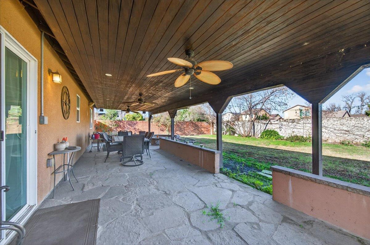 5861 E Platt Ave, Fresno, CA 93727