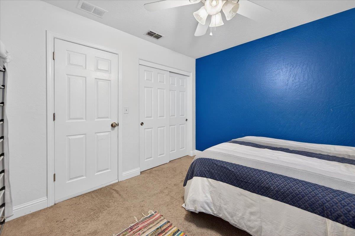 5861 E Platt Ave, Fresno, CA 93727