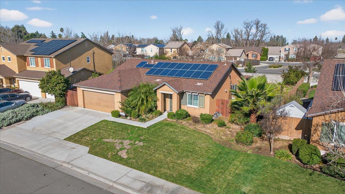 5861 E Platt Ave, Fresno, CA 93727