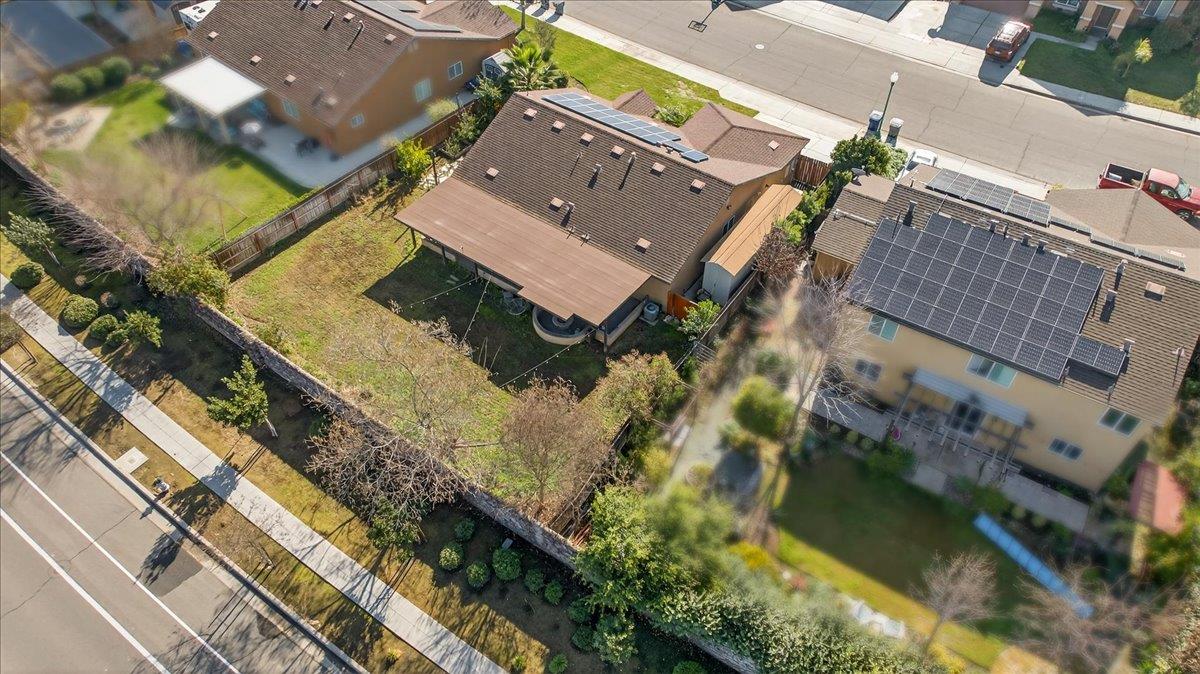 5861 E Platt Ave, Fresno, CA 93727