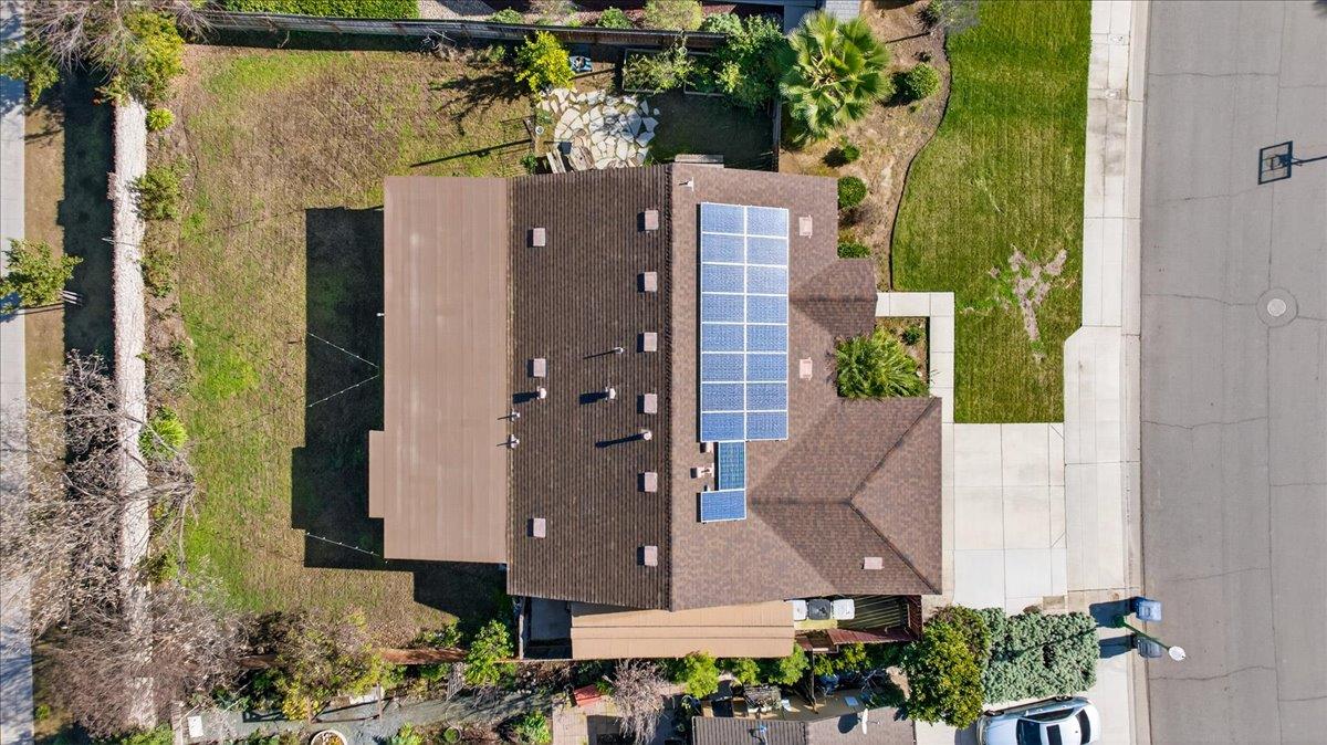 5861 E Platt Ave, Fresno, CA 93727