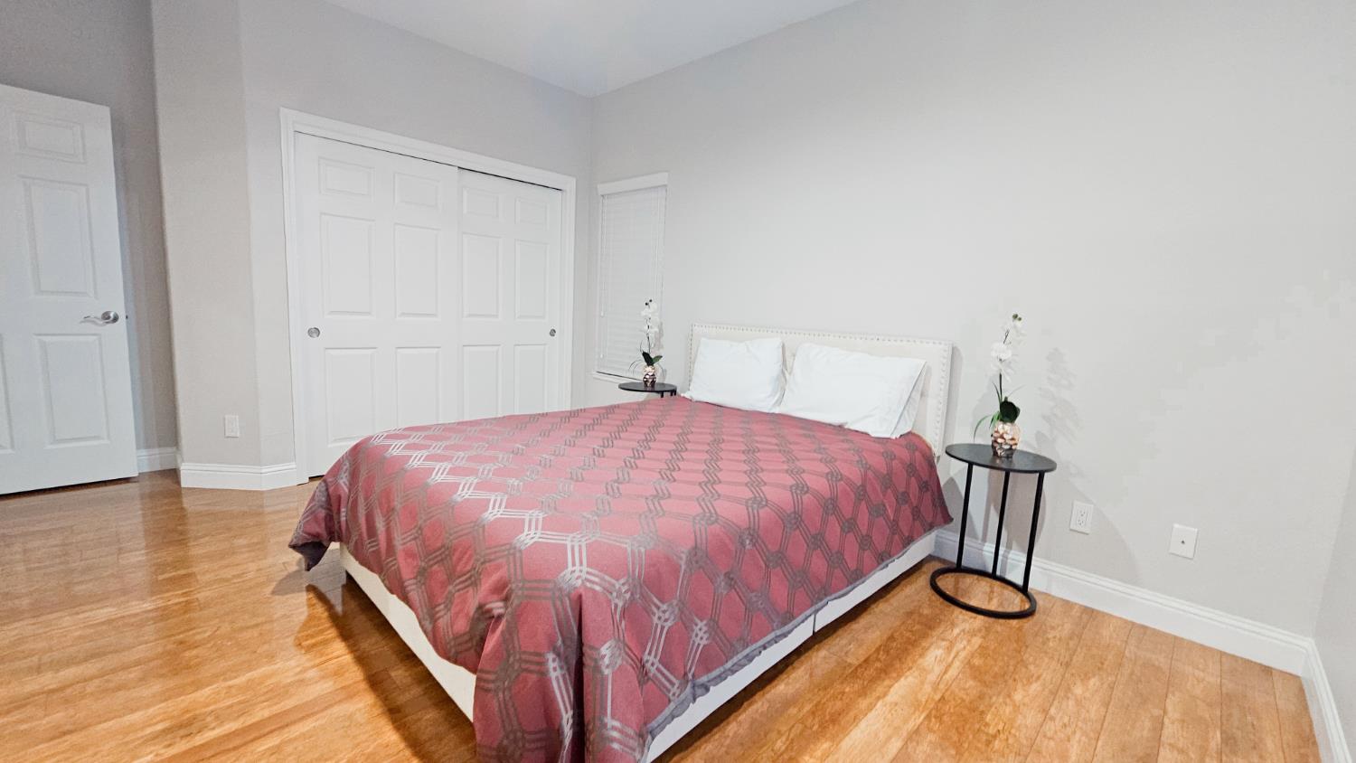 2625 E Sean Ave, Fresno, CA 93720