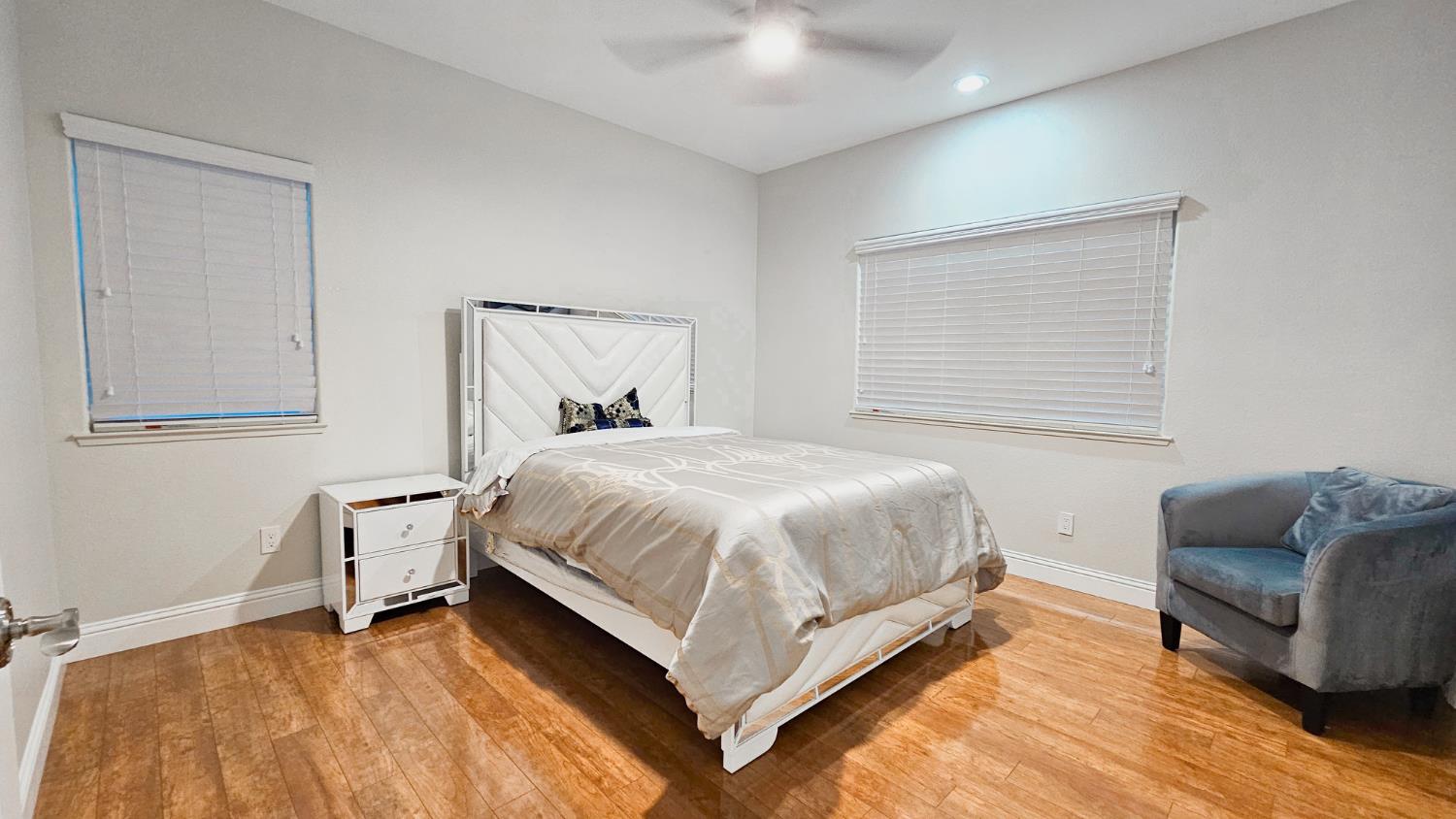 2625 E Sean Ave, Fresno, CA 93720