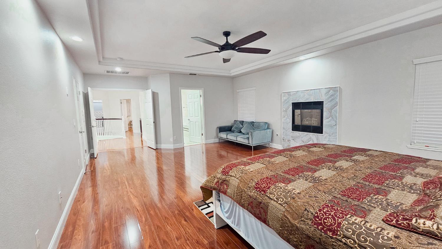 2625 E Sean Ave, Fresno, CA 93720