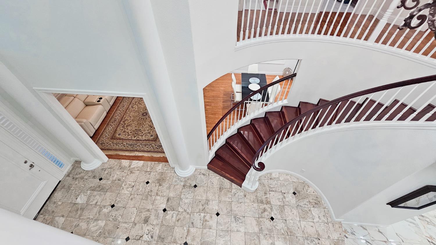 2625 E Sean Ave, Fresno, CA 93720