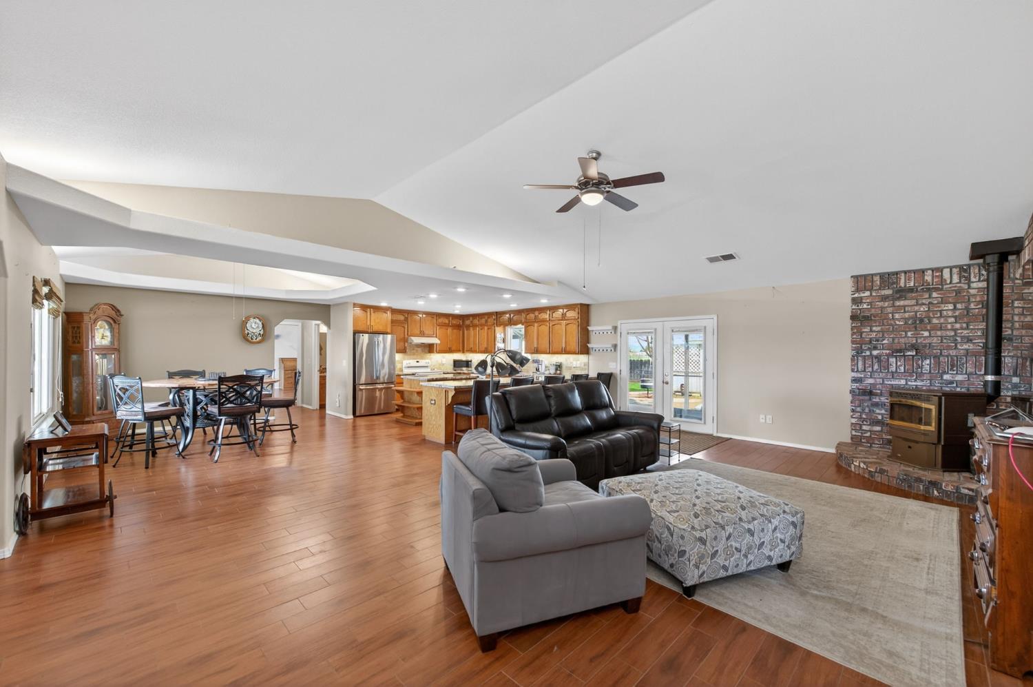 20393 Road 30 1/2, Madera, CA 93638