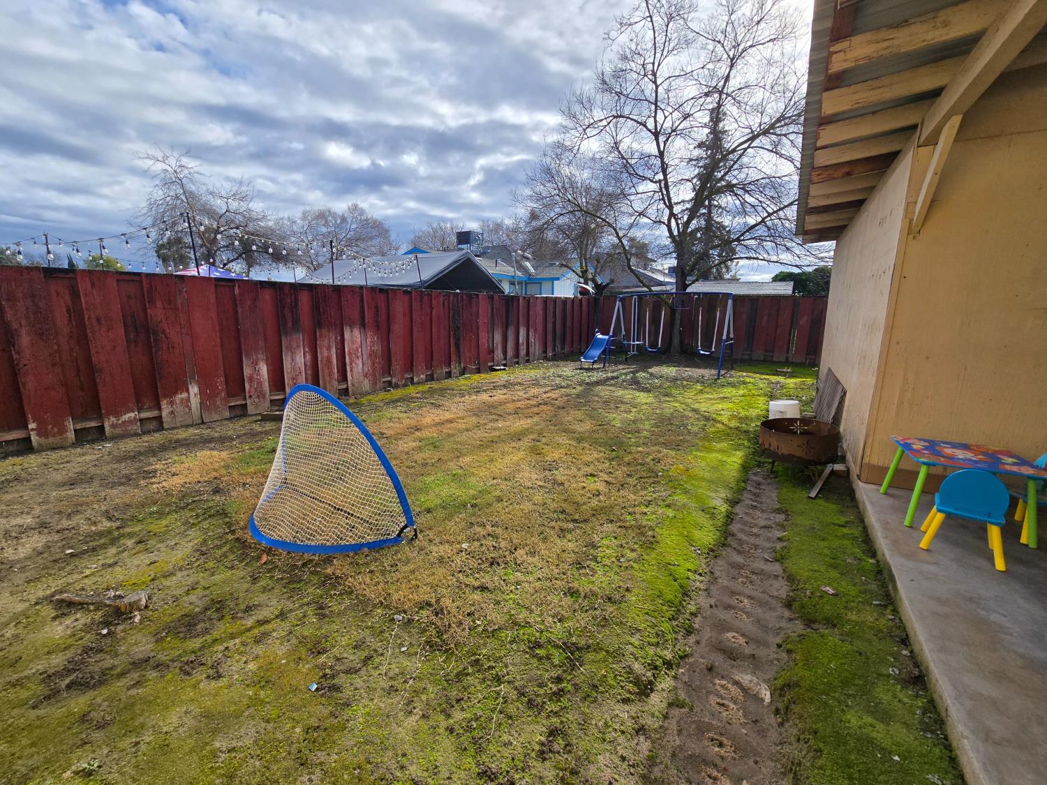 2222 2224 11th St, Reedley, CA 93654