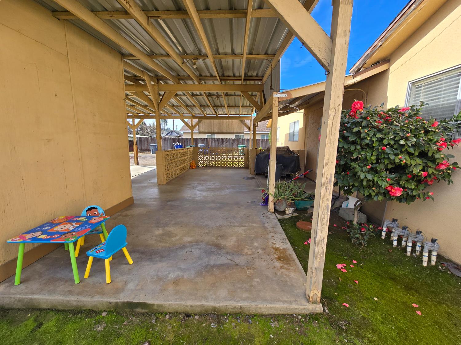 2222 2224 11th St, Reedley, CA 93654