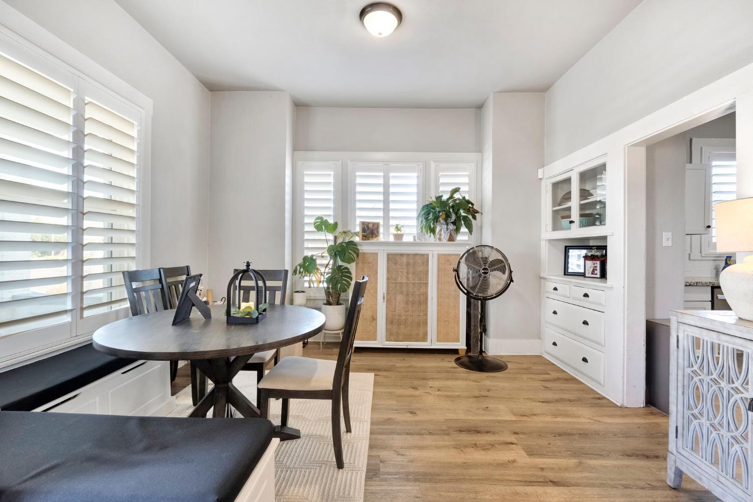 3 C St, Lemoore, CA 93245