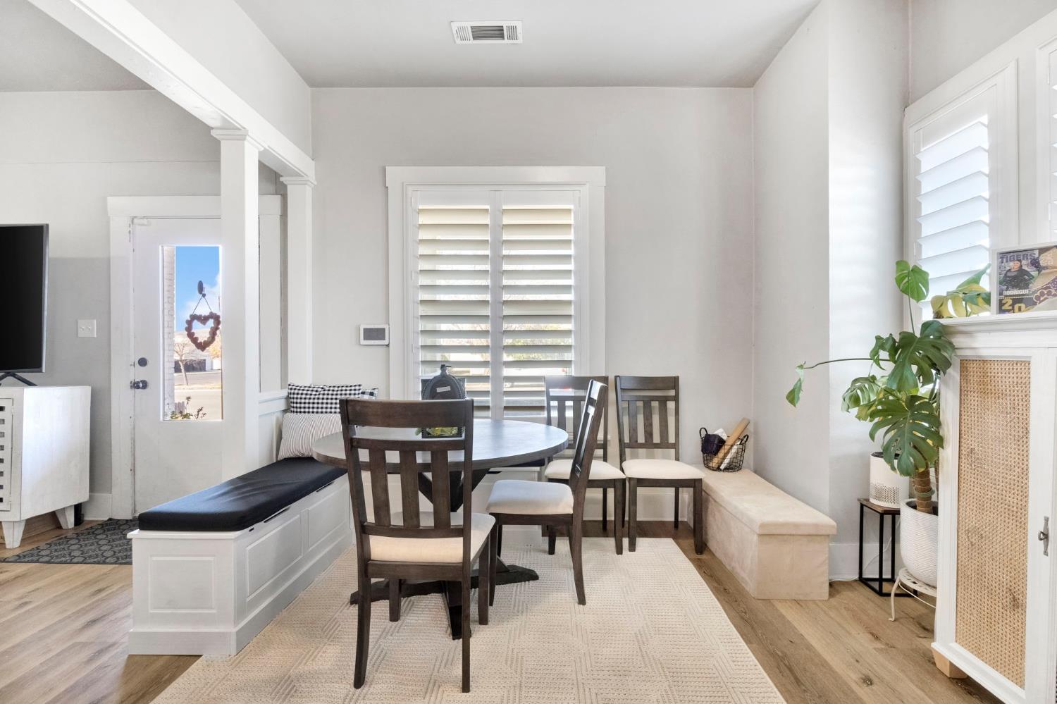 3 C St, Lemoore, CA 93245