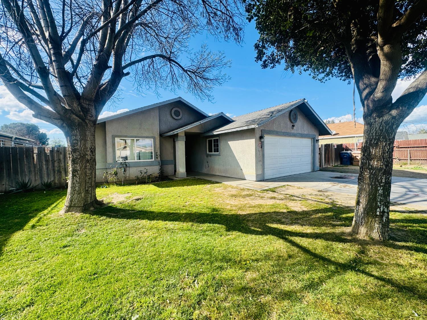 812 S Brown, Bakersfield, CA 93314