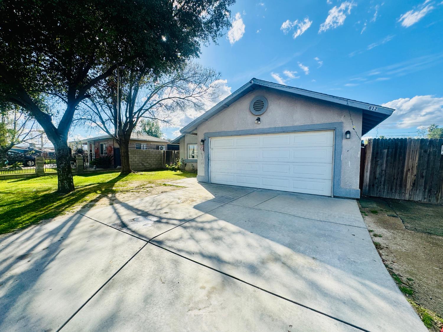 812 S Brown, Bakersfield, CA 93314
