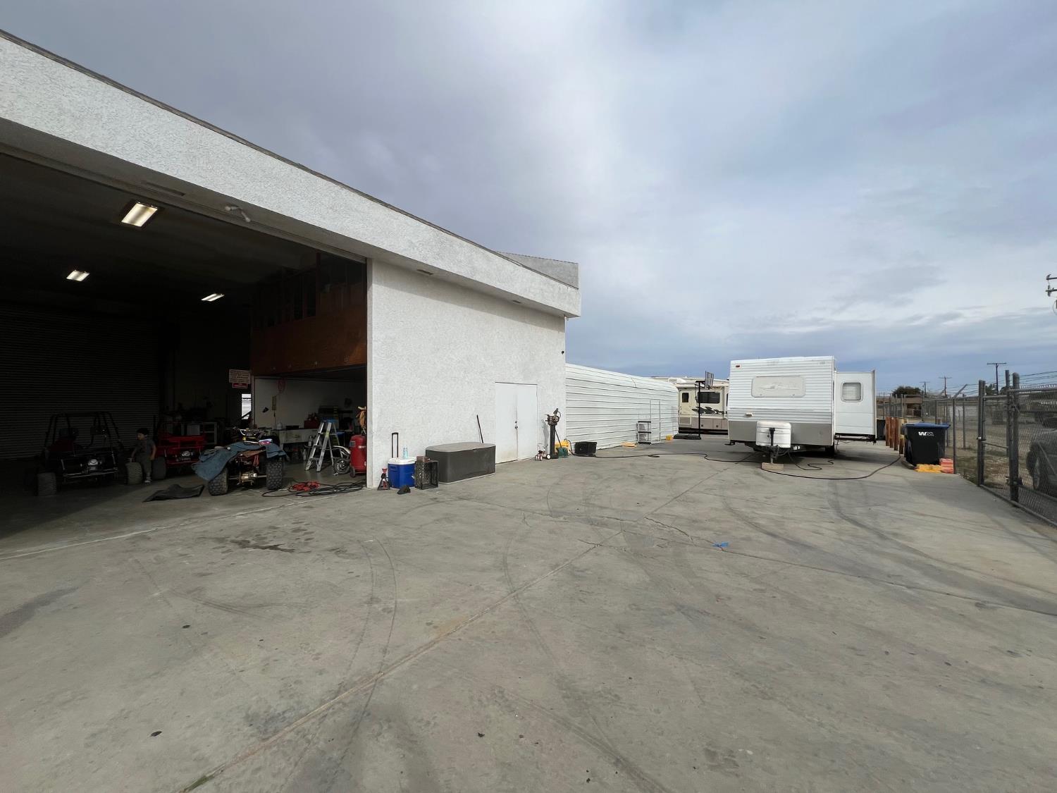 7026 Xavier Ave, Bakersfield, CA 93505