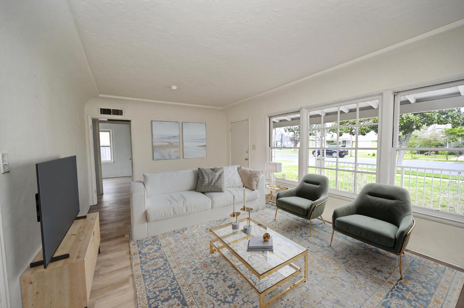 1413 W Terrace Ave, Fresno, CA 93705