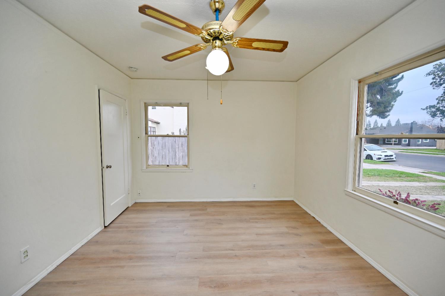 1413 W Terrace Ave, Fresno, CA 93705