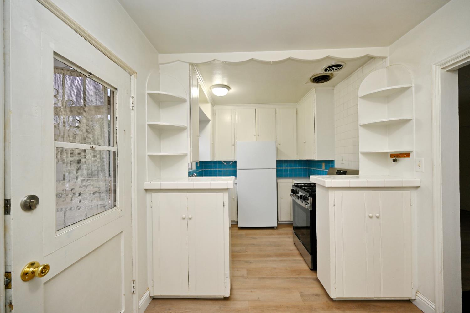 1413 W Terrace Ave, Fresno, CA 93705