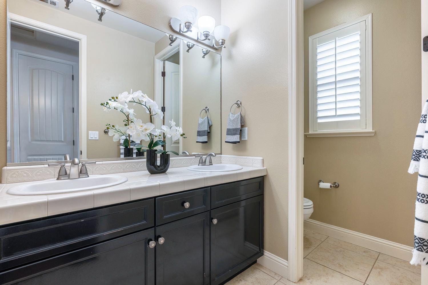 4095 Everglade Ave, Clovis, CA 93619