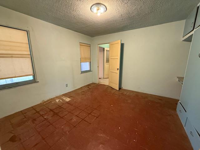 207 Howard St, Clovis, CA 93612