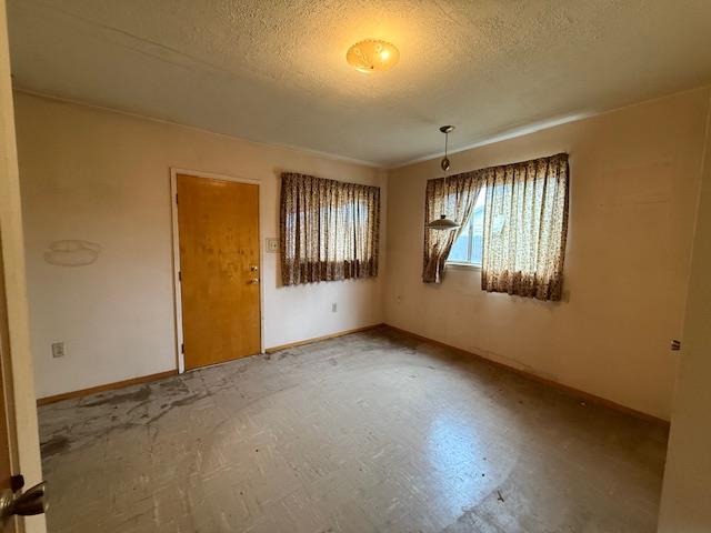 207 Howard St, Clovis, CA 93612