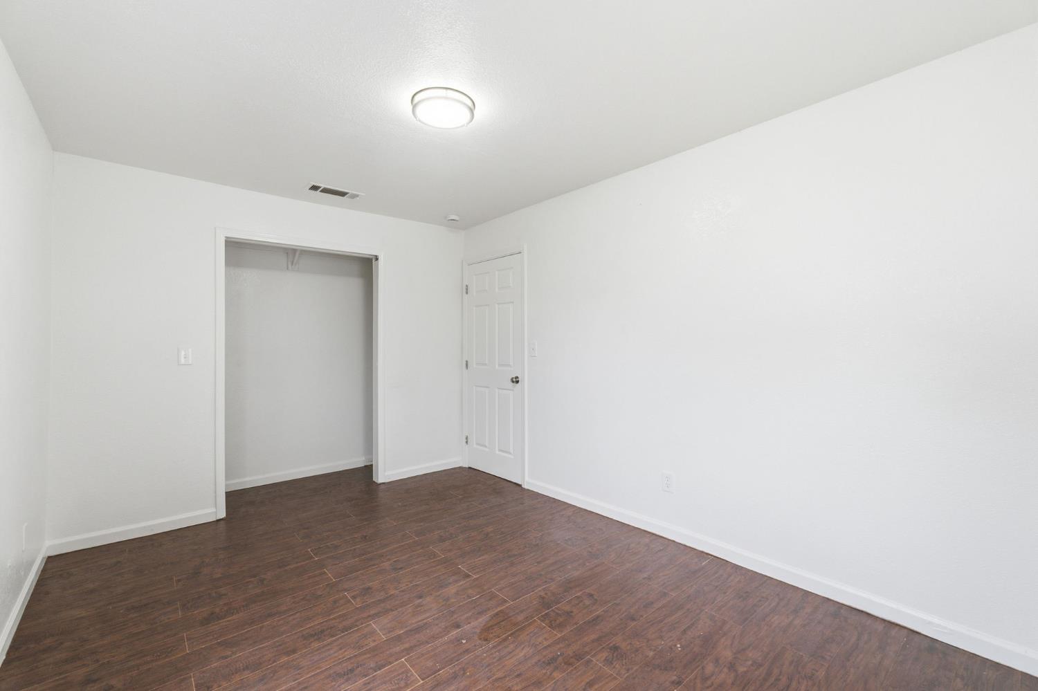 103 W Alluvial Ave, Pinedale, CA 93650