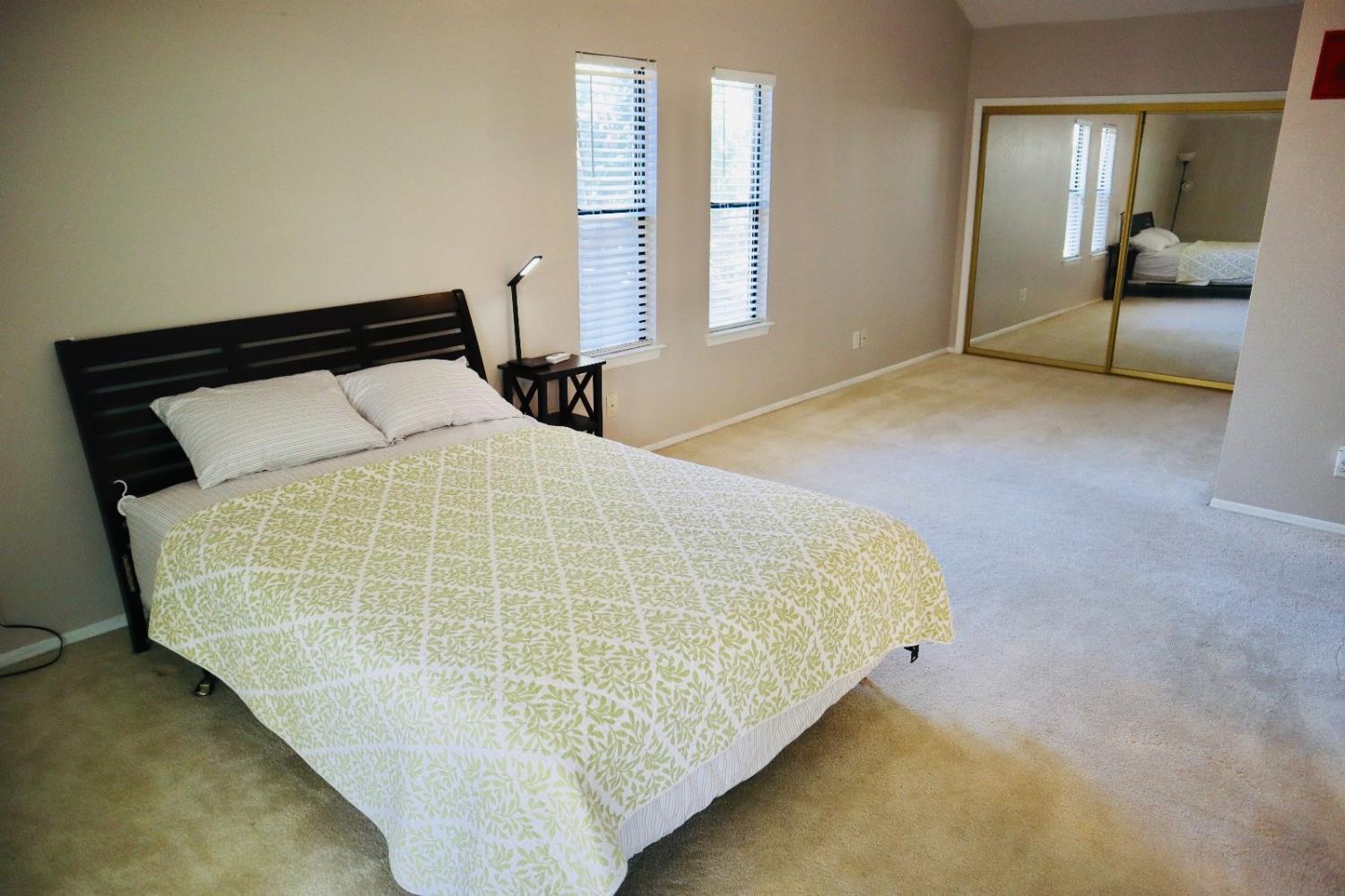 6296 N Lodi Ave, Fresno, CA 93722