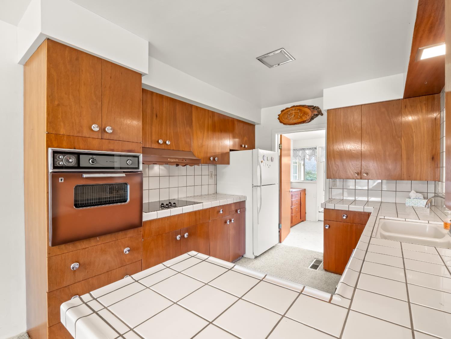 4494 Cook St, Le Grand, CA 95333