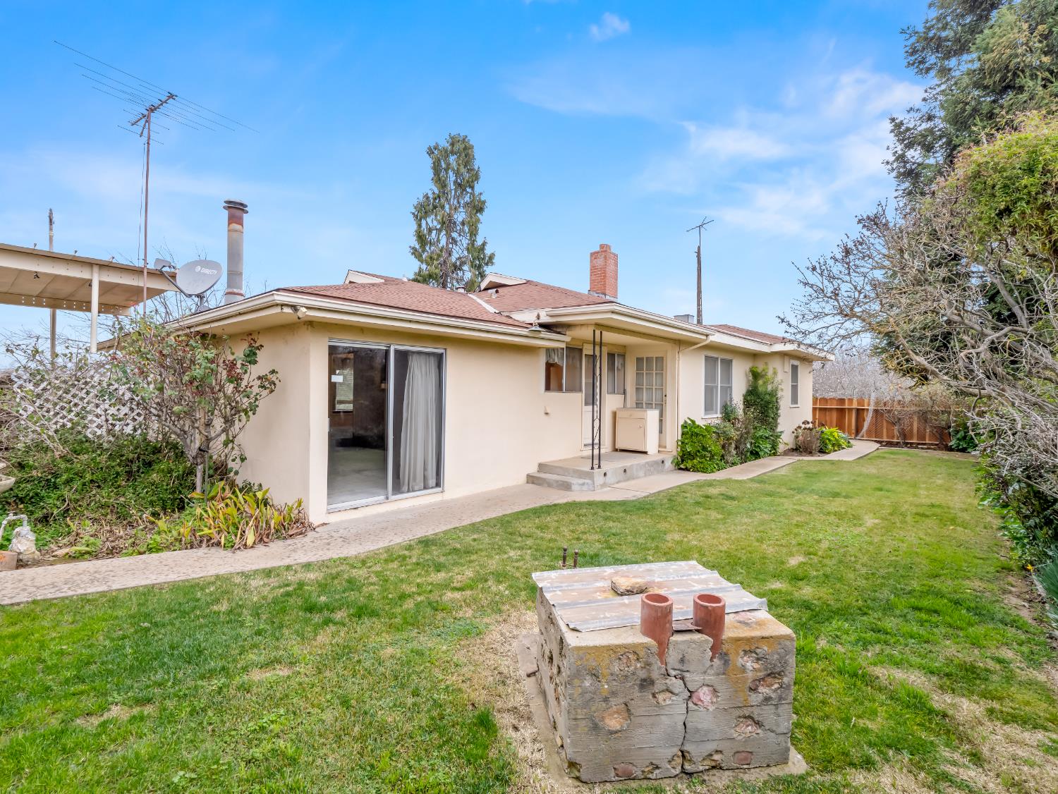 4494 Cook St, Le Grand, CA 95333